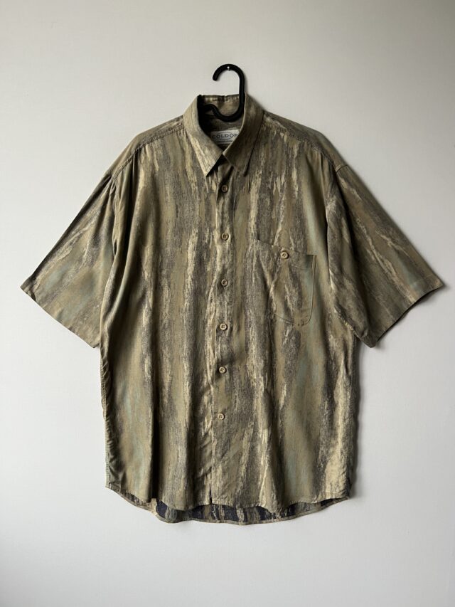 Сорочка чоловіча L вживана