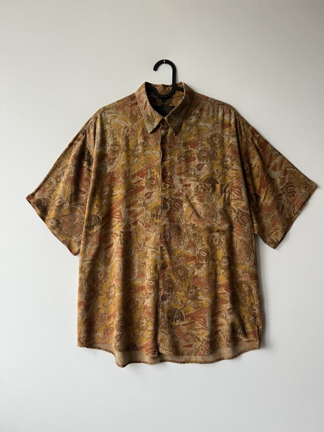 Сорочка чоловіча L вживана