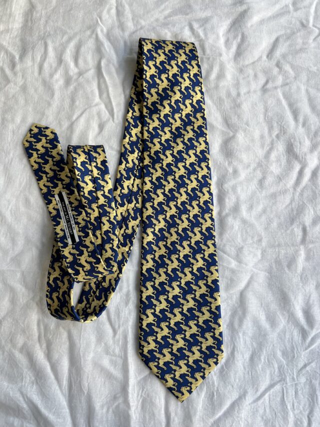 Краватка шовкова вживана